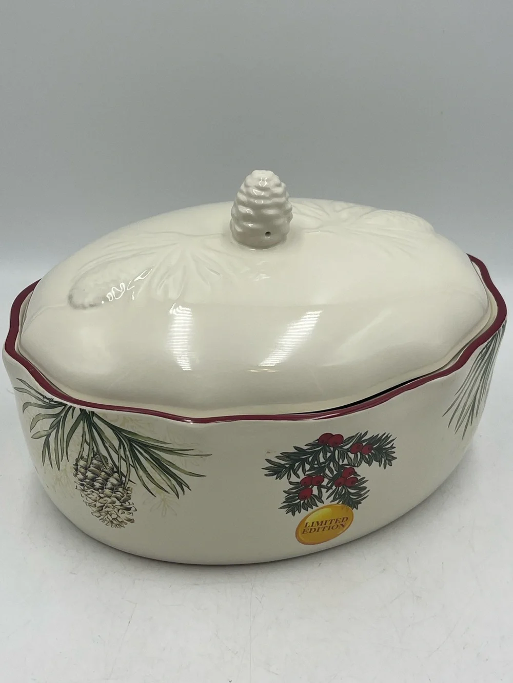 Better Homes & Gardens “Heritage Collection” Limited Edition Pinecone Casserole